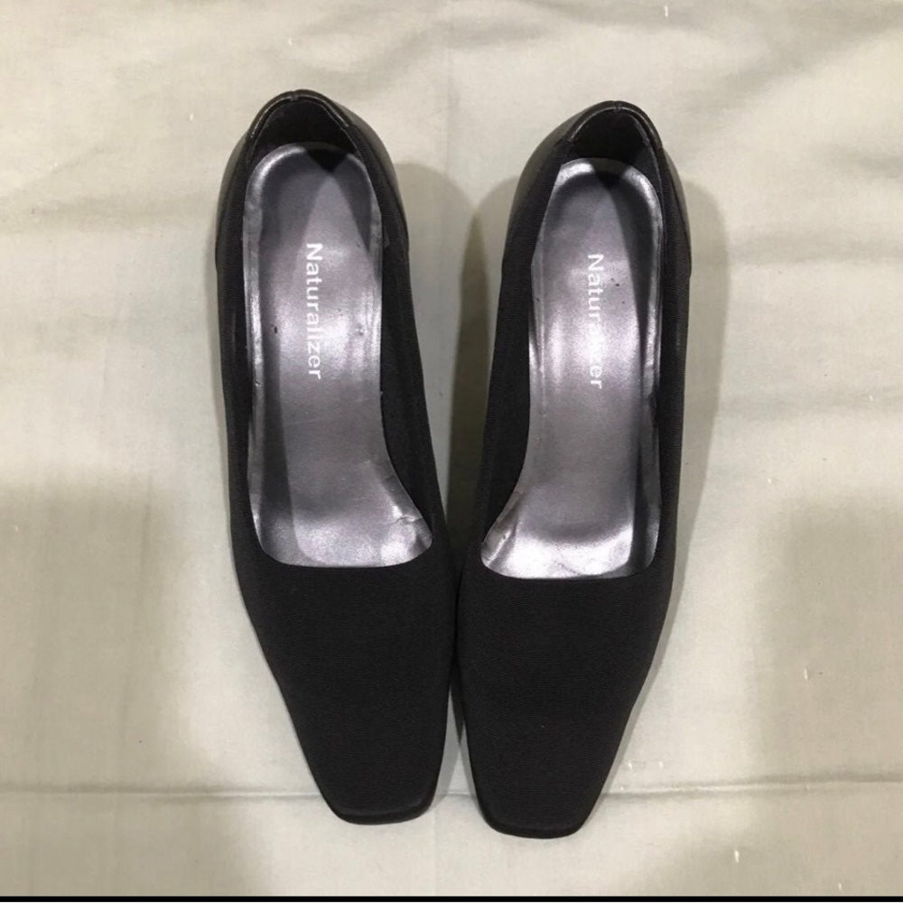 Naturalizer Block Heels - Picture 2 of 7